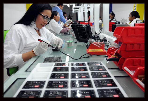 NANOTECNOLOGÍA PUEDE CREAR UNA RED DE INTERNET BASADA EN ENERGÍA SOLAR.