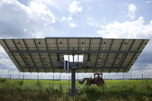 ALEMANIA SACA JUGO AL SOL