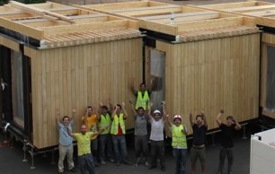 ESTUDIANTES  CONCLUYEN LA PRIMERA PRUEBA DE CONSTRUCCIÓN DE LA CASA SOLAR