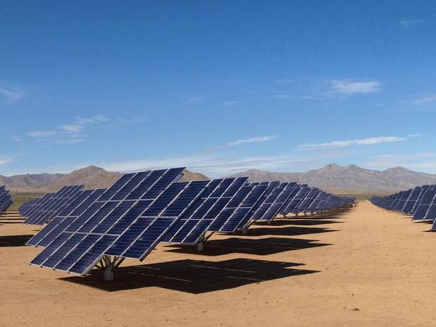 NUEVO MÉXICO: EJÉRCITO INAUGURA PANELES SOLARES
