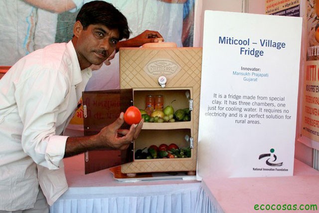 EN LA INDIA CREAN UNA NEVERA QUE FUNCIONA SIN ELECTRICIDAD