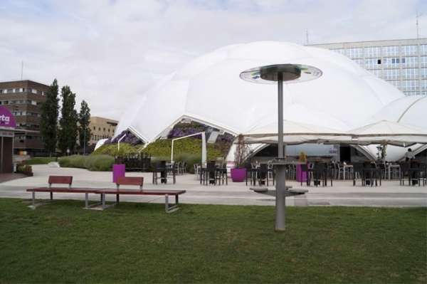 VALLADOLID DISPONDRÁ DE CUATRO PUNTOS DE RECARGA POR USB MEDIANTE ENERGÍA SOLAR EN EL CENTRO DE LA CIUDAD