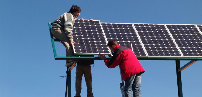 EL GOBIERNO APRUEBA EL IMPUESTO A LA ENERGÍA SOLAR EN ESPAÑA