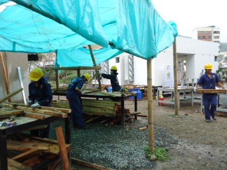 CASAS CON ENERGÍA SOLAR EN CALI- COLOMBIA