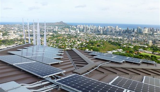 EL METRO DE SANTIAGO FUNCIONARÁ CON ENERGÍA SOLAR