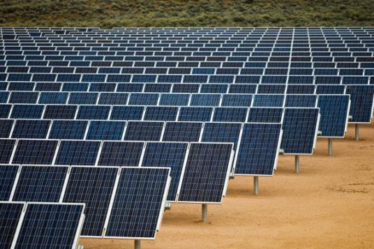 CIENTÍFICOS TRANSFORMAN ENERGÍA SOLAR EN COMBUSTIBLE LÍQUIDO