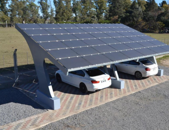 PARQUEO CON ENERGÍA SOLAR ÚLTIMA MODA EN ENERGÍA LIMPIA -ARGENTINA-
