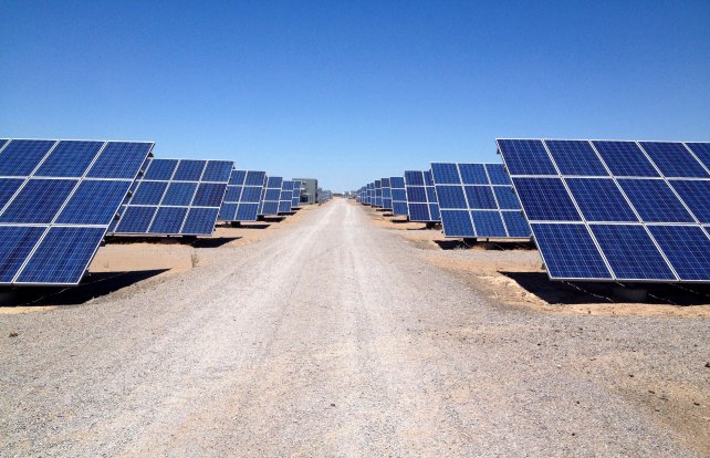 EL PARQUE SOLAR DE MENDOZA LO HARÁN CON CASI EL 50 PORCIENTO  DE PYMES MENDOCINAS -ARGENTINA-