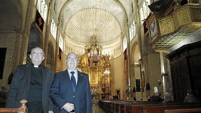 España: La Iglesia Sant Nicolau de Palma renueva su iluminacion con tecnologia led.