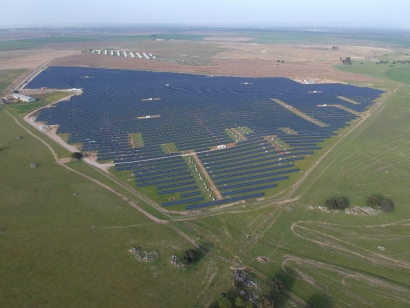 Opera ya a toda máquina el parque fotovoltaico que la portuguesa Hyperion ha impulsado en el Alentejo