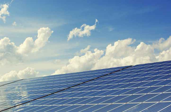 ABB garantiza moderna tecnología para 500MW de energía solar de Solarcentury en España