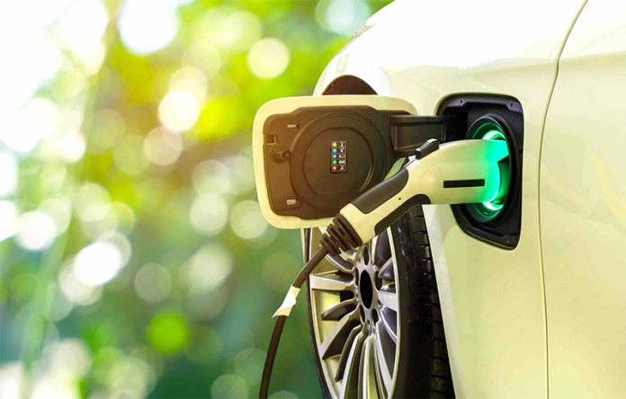 Plan Moves 2020 y otras medidas del Gobierno para "rescatar" a la industria automovilística