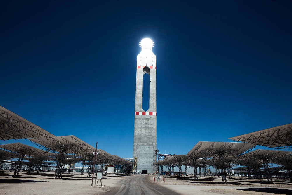 Chile conecta Cerro Dominador, la primera planta termosolar de Latinoamérica, construida por Acciona y Abengoa