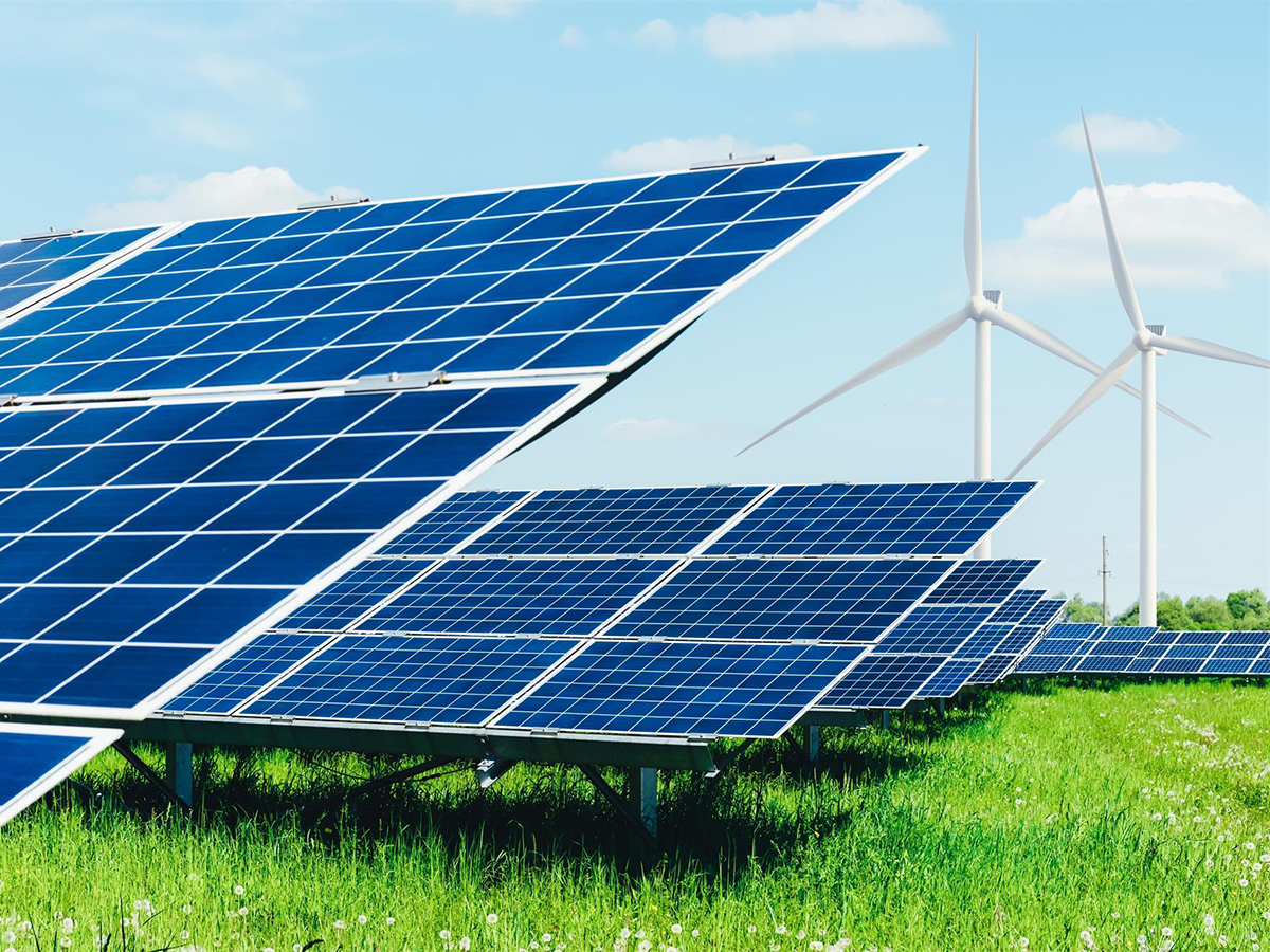 La venta de energía solar y eólica generó 13.288 millones de euros en 2021
