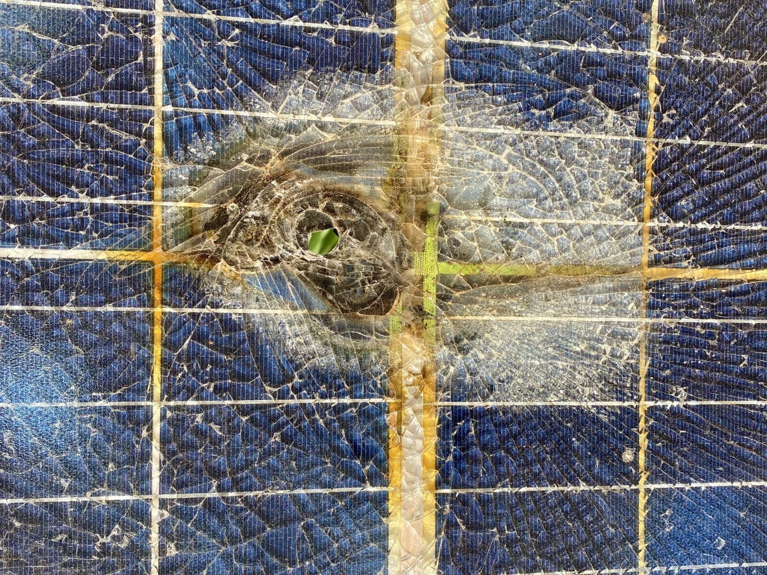 La empresa de servicios públicos australiana planea ingresar al negocio de reciclaje y reutilización de paneles solares