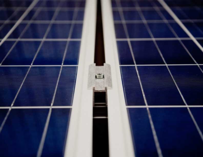 ¿Qué son los paneles solares híbridos?