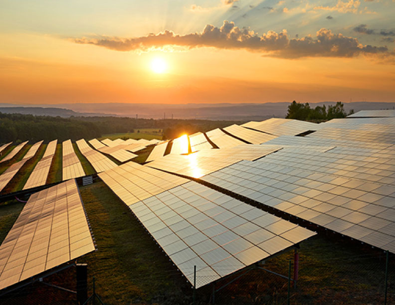 Día Internacional del Sol 2024: la energía solar es la renovable con mayor potencia instalada en España